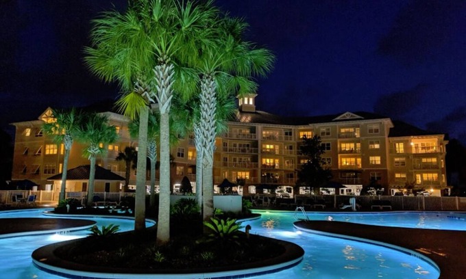 Palmetto Dunes Condo | Beautiful quiet condo, w/lazy river pool and golfing privileges