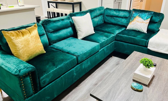 Webster Apartment | Beautiful Queen Unit- Houston Suburbs