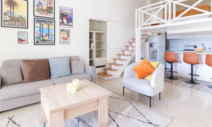 Prado - Republique Apartment | Beautiful Renovated Studio with AC and TERRACE - Benakey
