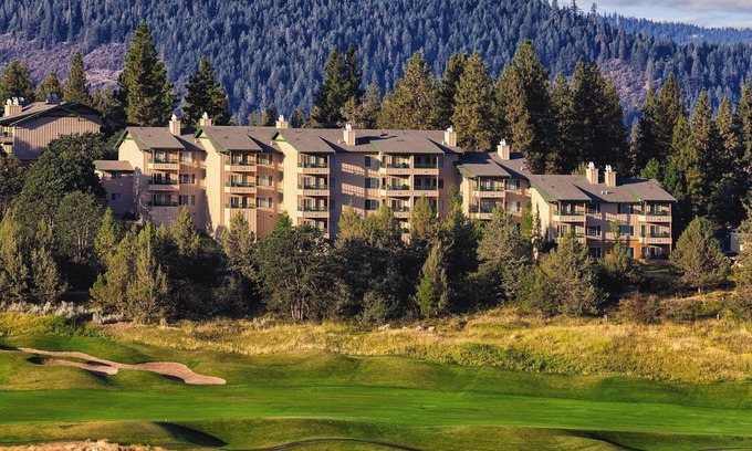 Klamath Falls Resort | Beautiful resort in the heart of it all !