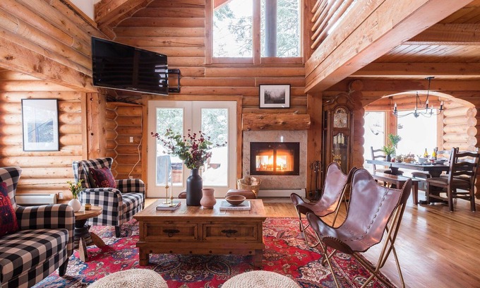 Summit Park Cabin | Beautiful, secluded mountain retreat, 30mins to 7 ski resorts