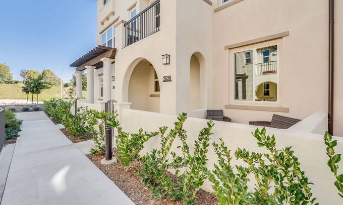 Ivey Ranch - Rancho Del Oro House | Beautiful Smart Home located Minutes from the Beach!
