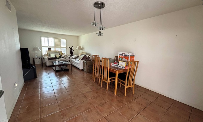 El Paso House | Beautiful, spacious, 2-bdrm townhouse w/pool. Ideal Westside w/nature & shops