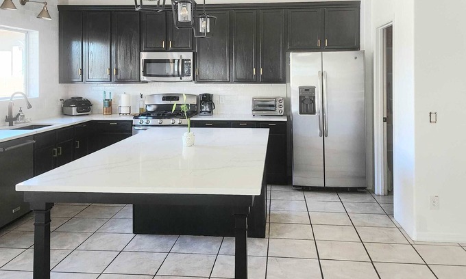 Black Horse Other | Beautiful Spacious Home