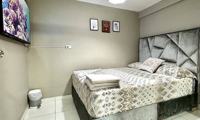 Engativa Apartment | Beautiful studio apartment, close to the airport