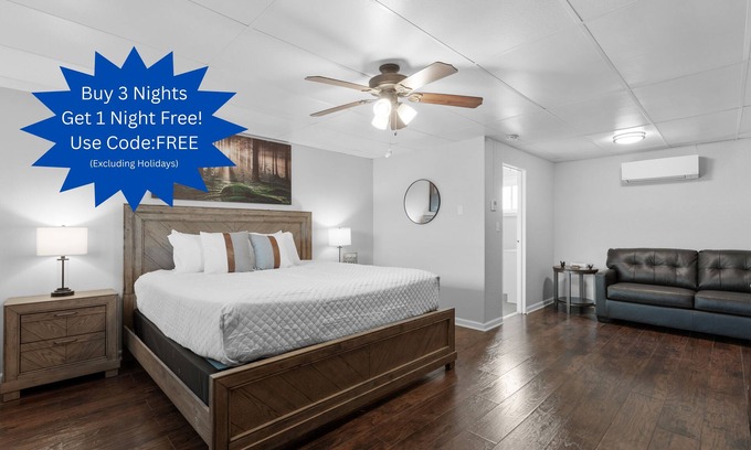 Indian Point Condo | Beautiful Studio with Resort Style Amenities!