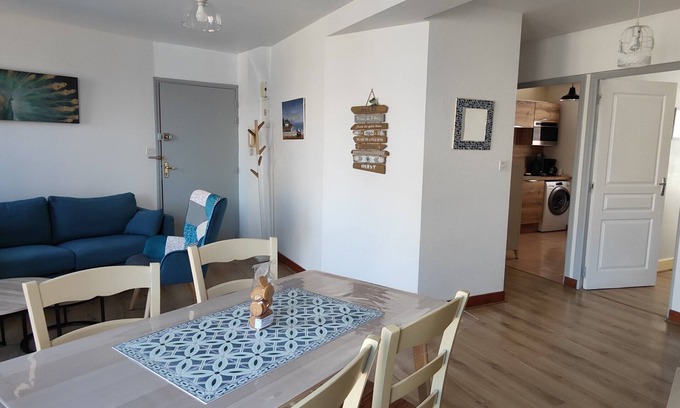 Cote de Granit Rose Apartment | Beautiful T2 Trégastel with garden, near beaches and shops
