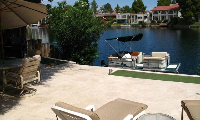 The Lakes Villa | Beautiful Tempe Waterfront Villa With Many Extras