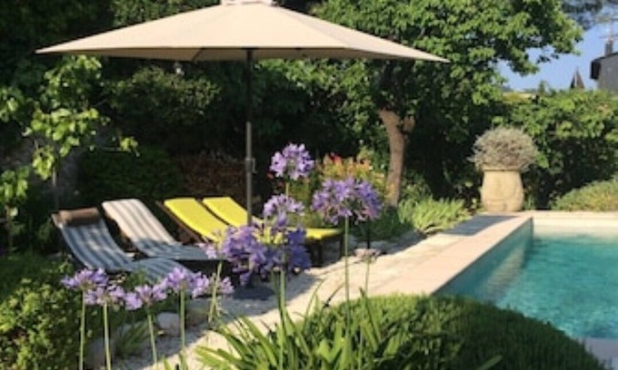 Riou - Petit Juas - Av de Grasse Villa | Beautiful traditional villa in Cannes centre secluded garden and pool