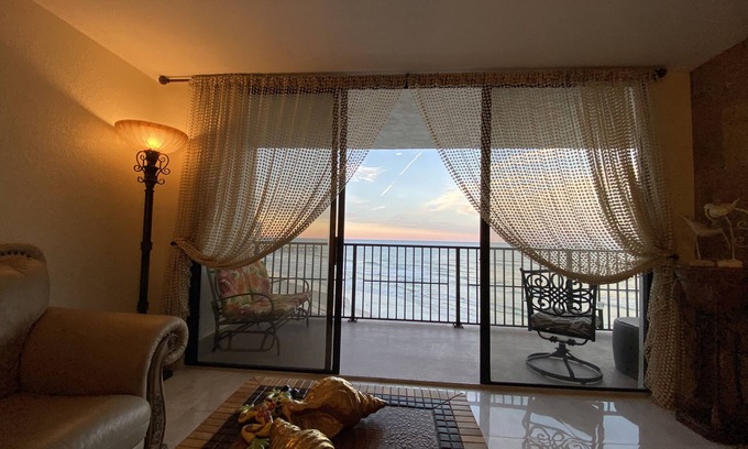 Daytona Beach Shores Condo | Beautiful Ocean front Daytona Beach Condo with amazing view of sun rise and set.