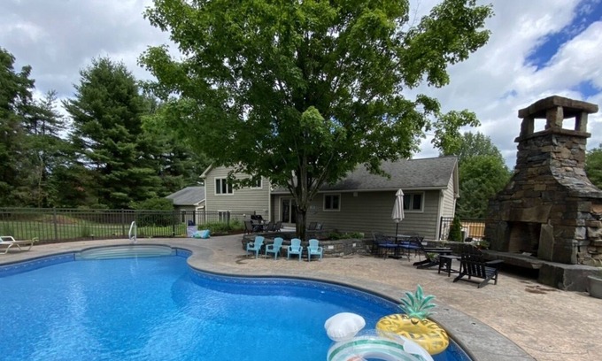 Queensbury House | Beautiful vacation home with gorgeous mountain pool with great outdoor space!