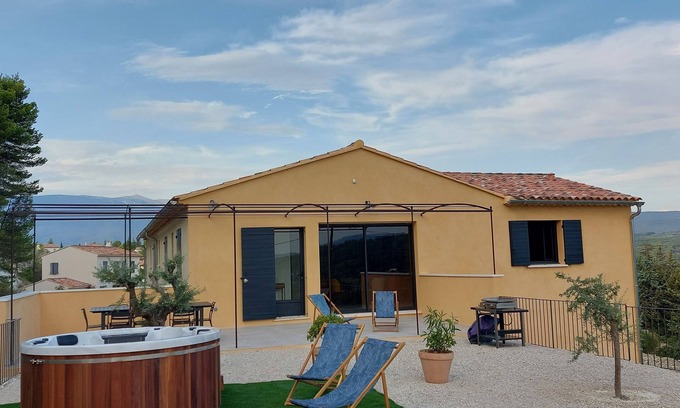 Mormoiron House | Beautiful villa at the foot of Mont-Ventoux