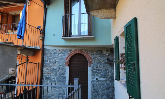 Mergozzo House | Beautiful villa for 2 guests with WIFI and TV