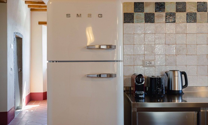 Casole d'Elsa House | Beautiful villa for 4 people with A/C, WIFI, TV, balcony and parking