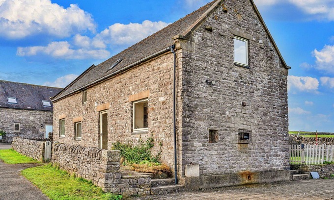 Newton Grange House | Beautiful villa for 6 people with WIFI and pets allowed