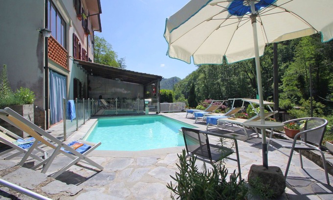 San Rocco in Turrite House | Beautiful villa for 6 people with WIFI, private pool, TV, pets allowed and parking
