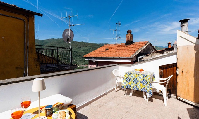 Gazzelli House | Beautiful villa for 4 people with WIFI, A/C, TV, terrace, pets allowed and panoramic view