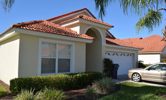 Solana House | Beautiful Villa in gated community 5 Bdrm 4 Bath private pool & spa near Disney