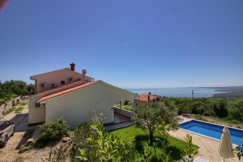 Brovinje Villa | Beautiful villa Marevista with sea view and pool in Labin near Rabac