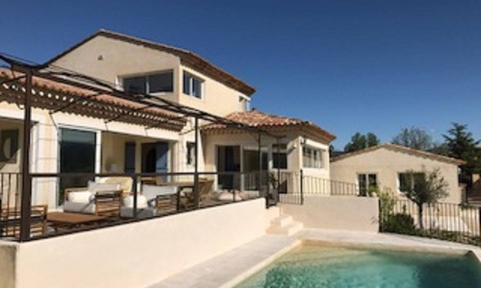 Gargas Villa | Beautiful villa pool view 180 Luberon +2 houses & garden near Roussillon 300m2