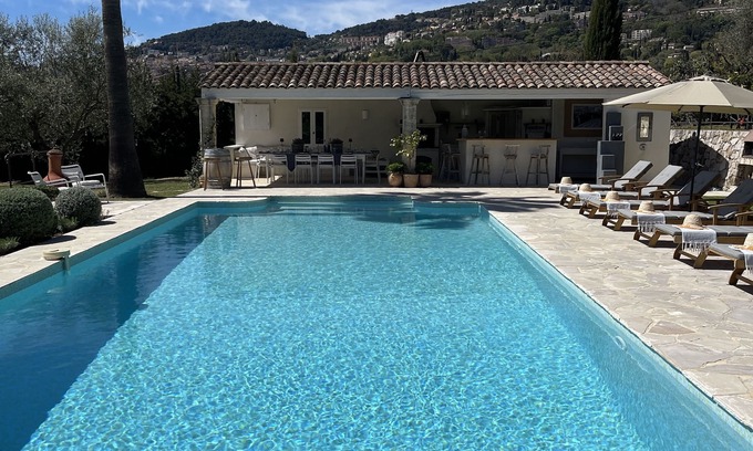 Grasse Villa | Beautiful Villa set in ancient olive grove with large pool & amazing facilities.