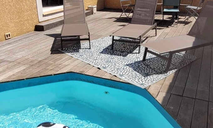 Maureilhan House | Beautiful villa, south of France with swimming pool 15 min from the sea