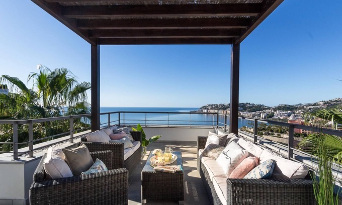 Almunecar Villa | Beautiful villa with incredible views