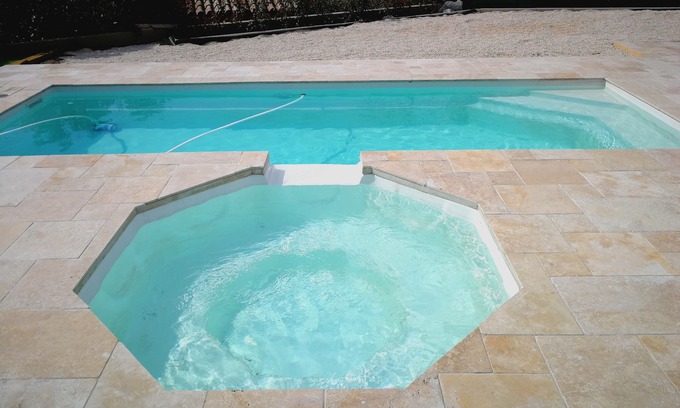 Les Esterets du Lac Villa | Beautiful Villa with pool, jacuzzi and boules court not overlooked :)