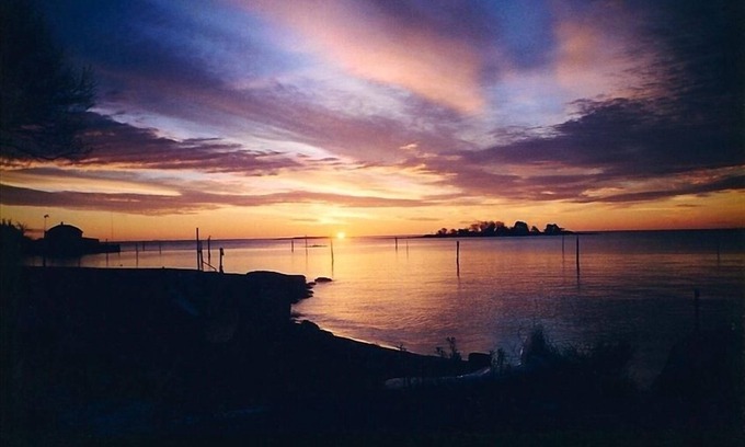 Branford House | Beautiful Waterfront Beach House for Family Vacations