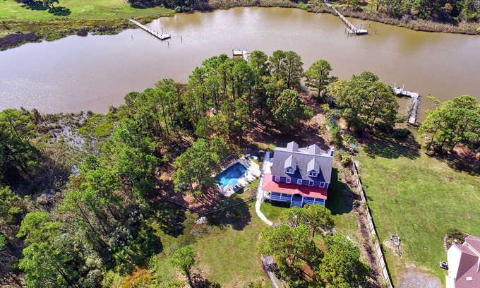 Cambridge House | Beautiful, Waterfront Home - Perfect as Hunting Lodge - Come for Water Fowl!