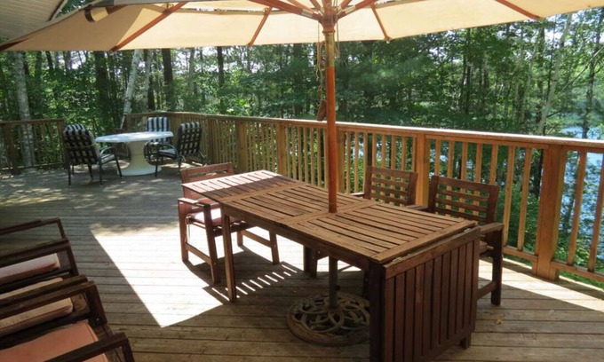 Minden Hills Cottage | Beautiful year round cottage in Minden, great for families & sledders!
