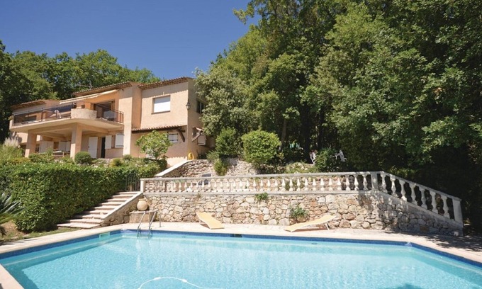 Speracedes Villa | Beautifull Villa on the French Riviera Pool and Terrace