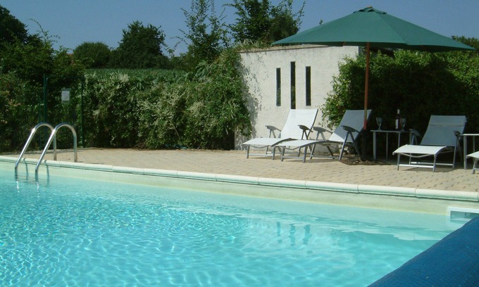 Jumilhac-le-Grand House | Beautifully light and spacious 4 bedroomed villa with inground pool