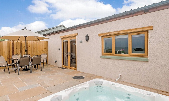 Axminster Cottage | Beautifully furnished cottage, ideal for couples or a small family looking for a relaxing retreat.