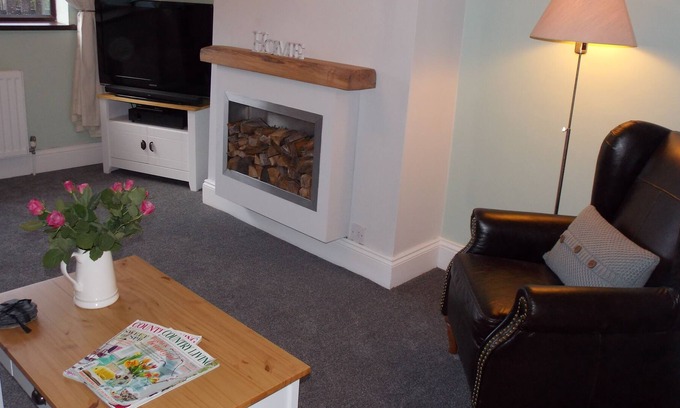 Langley Park House | Beautifully Refurbished 3 bedroom property 4 mile from Durham City
