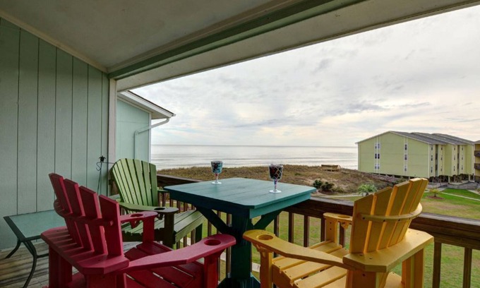 Surf City Condo | Beautifully Updated TOP FLOOR Condo with Ocean & Pool Views
