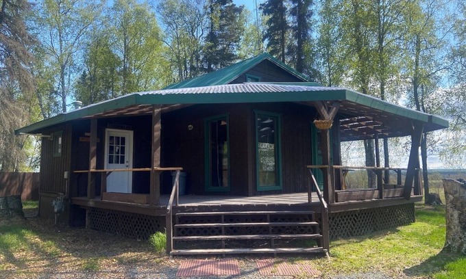 Kenai House | Beaver Creek Hideaway