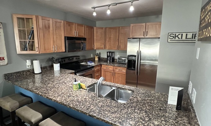 Avon Apartment | Beaver Creek Ski Condo/Infinity Game Table
