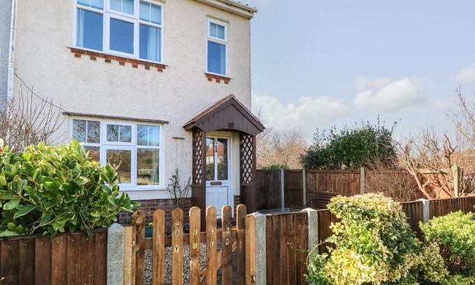 Sheringham House | Beck View Cottage