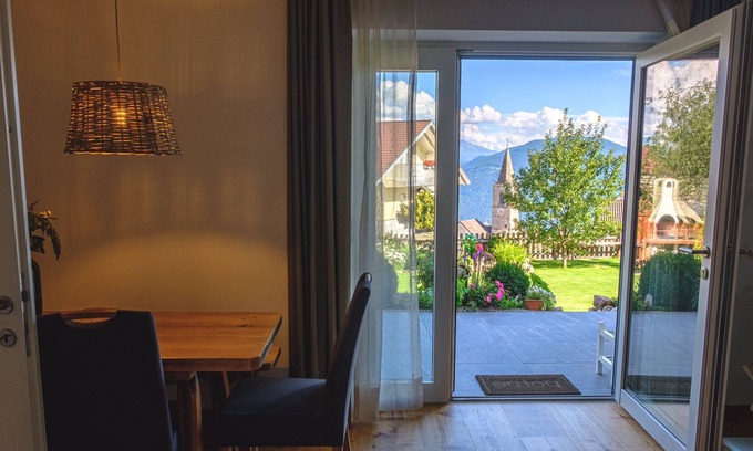 San Genesio Atesino Apartment | Beckenbinder Garden Apartments / cozy new apartment with a beautiful terrace