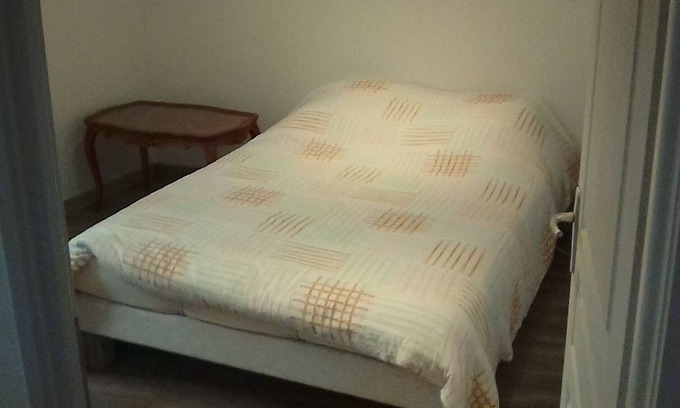 Caunes-Minervois Apartment | Bed and breakfast in Caunes Minervois