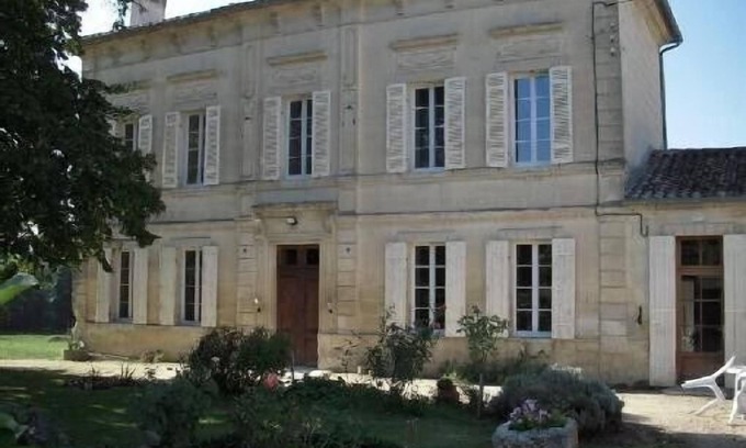 Puisseguin House | Bed and Breakfast in the heart of a wine property puisseguin- Gironde