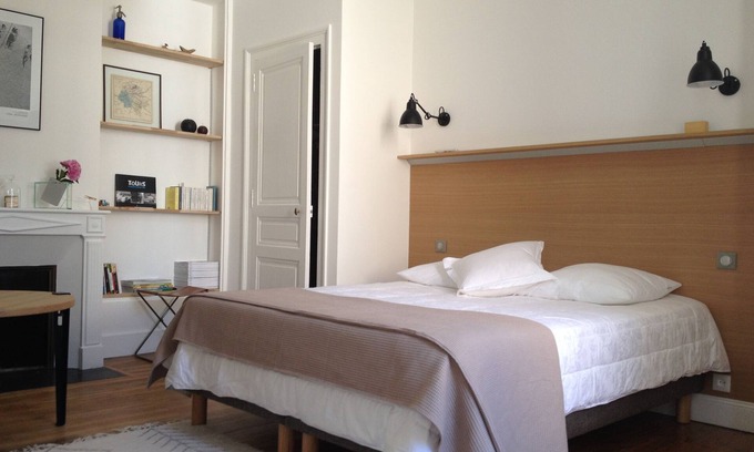 Cathedrale House | bed and breakfast in the center of Tours cathedral district