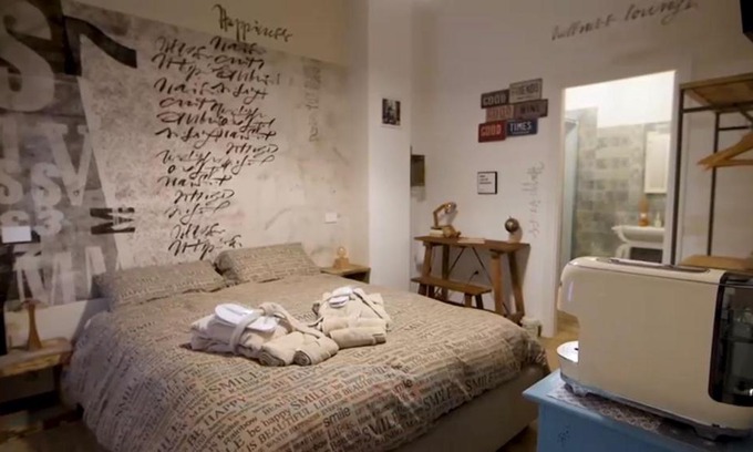 San Benedetto del Tronto Apartment | Bed Art Relaxing Suite - Appartamento con Sauna Happiness Suite Gallery