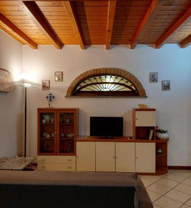 San Colombano al Lambro Bed & Breakfast | Bed & Breakfast Monti 85