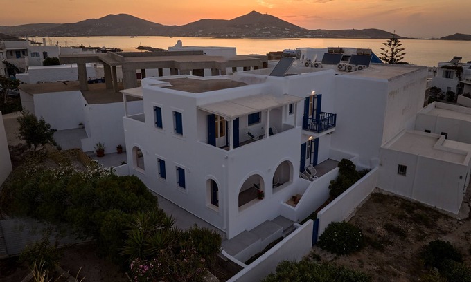 Paros Resort | Bedspot Apartments Paros