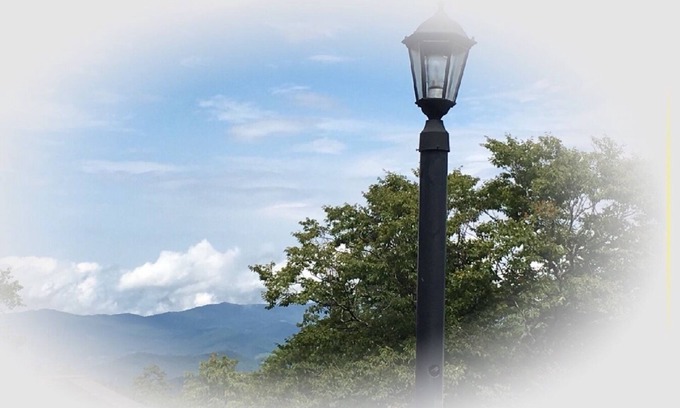 Beech Mountain Condo | BEECH MOUNTAIN HIGH - WALK TO SLOPES!