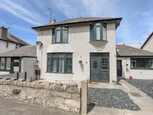 Prestatyn House | Beeches