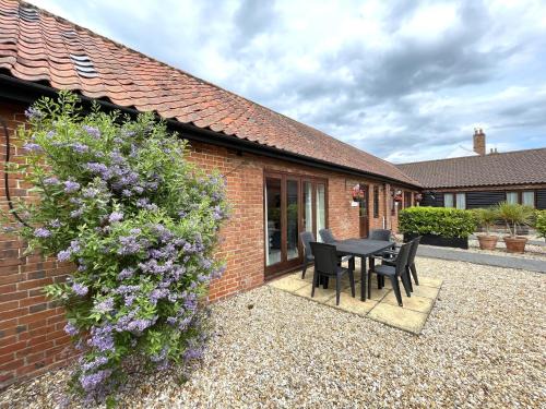 Wood Norton House | Beechwood