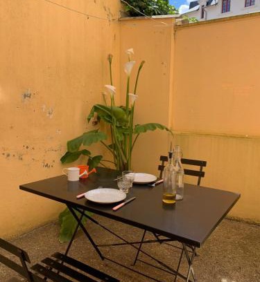 Les Sables d'Olonne Apartment | Bel appartement, 20m de la plage - Cour privée